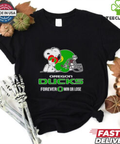 Snoopy hug Oregon Ducks forever win or lose shirt