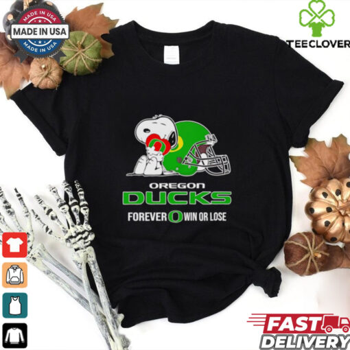 Snoopy hug Oregon Ducks forever win or lose shirt