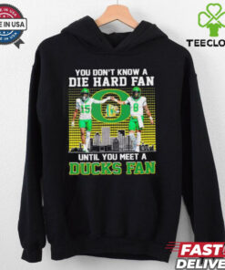 Solomon Davis vs Dillon Gabriel you don’t know a die hard fan until you meet a Oregon Ducks fan shirt