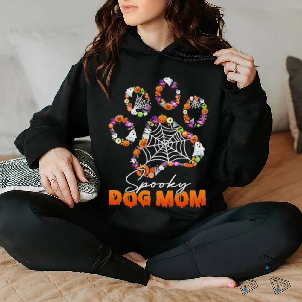 Spooky Dog Mom Paw Halloween 2023 Shirt Spooky Dog Mom Paw Halloween 2023 Shirt