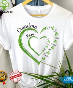 St Patrick's Day Green Heart In Heart Grandma Mom Shamrock Kids Personalized Shirt