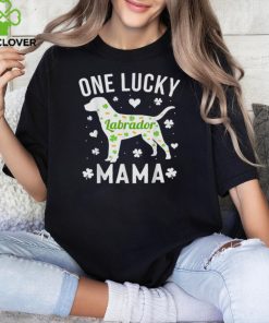 St Patricks Day Labrador Lucky Mom Mama Dog Shirt