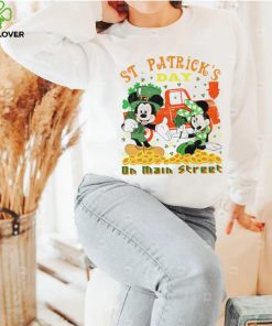 St. Patrick’s day Mickey and Minnie on main street shamrocks hoodie, sweater, longsleeve, shirt v-neck, t-shirt