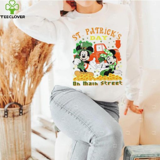 St. Patrick’s day Mickey and Minnie on main street shamrocks hoodie, sweater, longsleeve, shirt v-neck, t-shirt