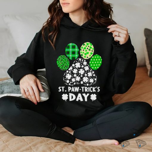 St. paw trick’s day dogshoe lucky charm St. Patrick’s day dog hoodie, sweater, longsleeve, shirt v-neck, t-shirt