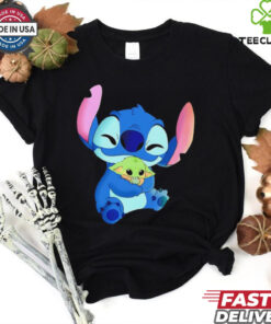 Stitch hugging Baby Yoda Mandalorian cartoon shirt