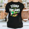 2023 Never underestimate a Woman who understands football and loves Notre Dame team signatures hoodie, sweater, longsleeve, shirt v-neck, t-shirt