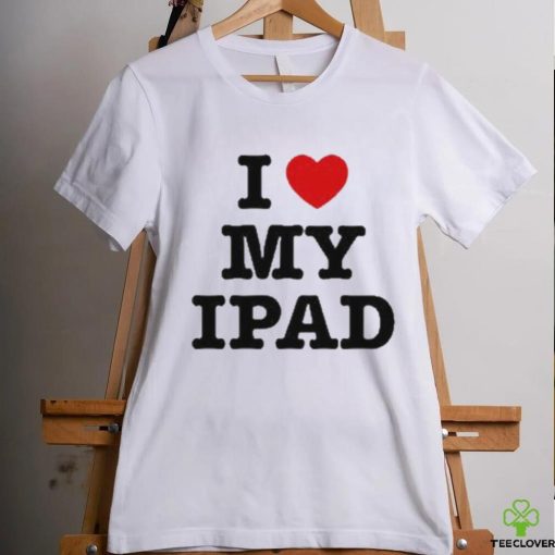 Suki Waterhouse Wearing I Love My Ipad Shirt