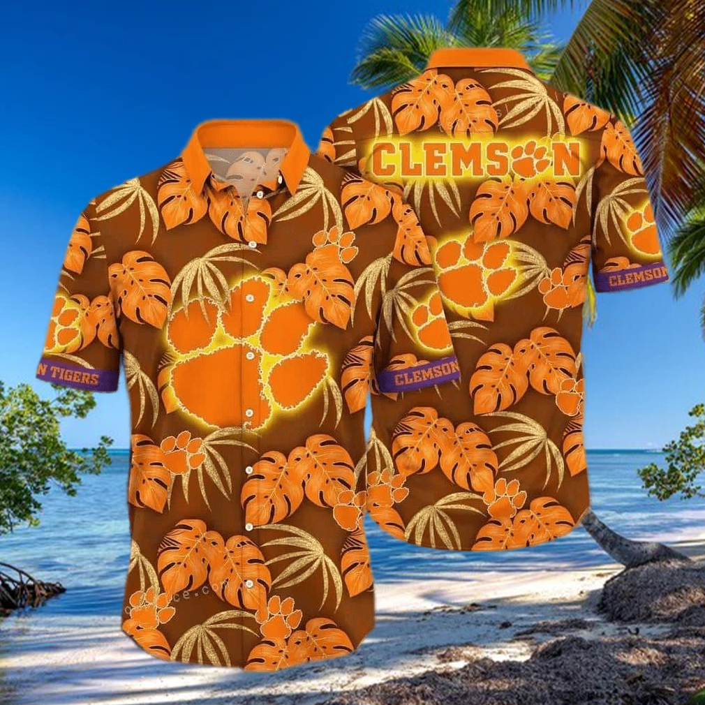 Summer Aloha NCAA Clemson Tigers Hawaiian Shirt Palm Leaves Pattern Beach Gift For Dad Summer Aloha NCAA Clemson Tigers Hawaiian Shirt Palm Leaves Pattern Beach Gift For Dad