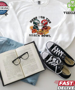 Super Bowl 2025 Kansas City Vs Philadelphia Eagles Here For The Snacks Bow shirt