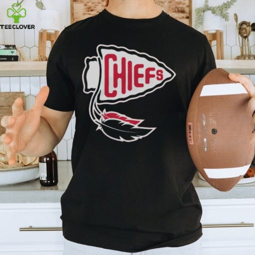 Elevate your Chiefs game day attire with our Chiefs Arrow Shirt