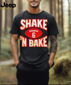 Tampa Bay Buccaneers Baker Mayfield Shake ‘N Bake 2024 hoodie, sweater, longsleeve, shirt v-neck, t-shirt