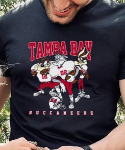 Tampa Bay Buccaneers Bugs Bunny And Taz Player T Shirt