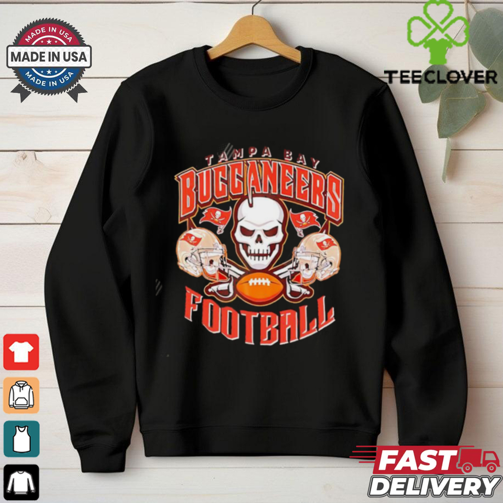 Tampa Bay Buccaneers Football Skull Swords Gildan shirt Tampa Bay Buccaneers Football Skull Swords Gildan shirt