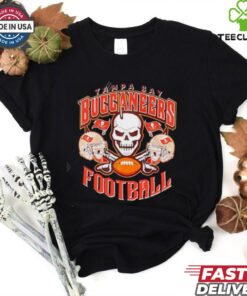 Tampa Bay Buccaneers Football Skull Swords Gildan shirt
