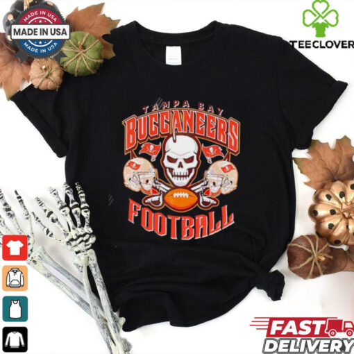 Tampa Bay Buccaneers Football Skull Swords Gildan shirt