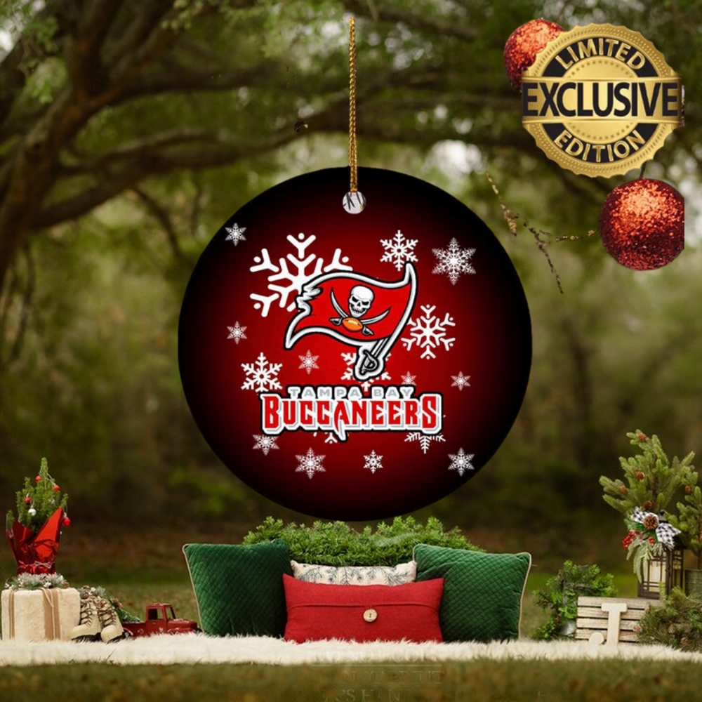 Tampa Bay Buccaneers NFL Merry Xmas Custom Name Tree Decorations Ornament Tampa Bay Buccaneers NFL Merry Xmas Custom Name Tree Decorations Ornament