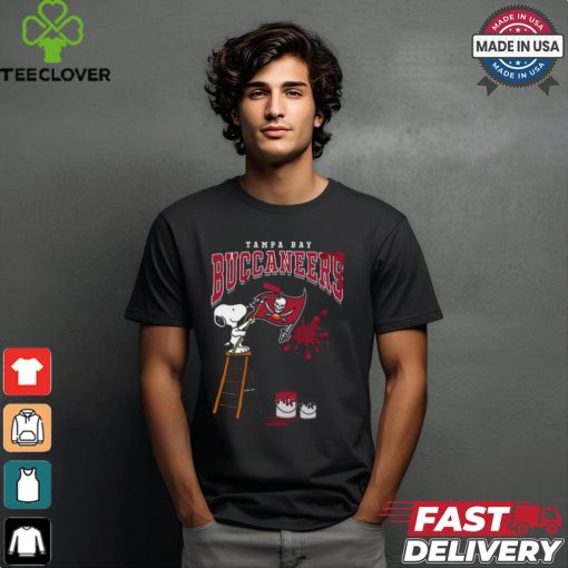 Tampa Bay Buccaneers Snoopy Painting Shirt