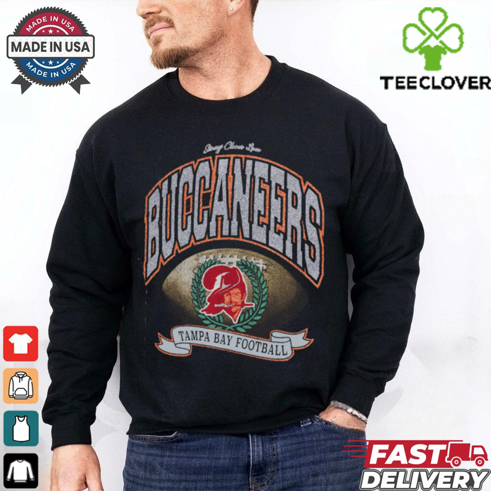 Tampa Bay Buccaneers Stoney Clover Lane x ’47 Black Glitter Rocker Retro Tubular T Shirt Tampa Bay Buccaneers Stoney Clover Lane x ’47 Black Glitter Rocker Retro Tubular T Shirt