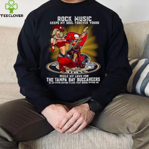 Tampa Bay Buccaneers rock music keep my soul forever young hoodie, sweater, longsleeve, shirt v-neck, t-shirt