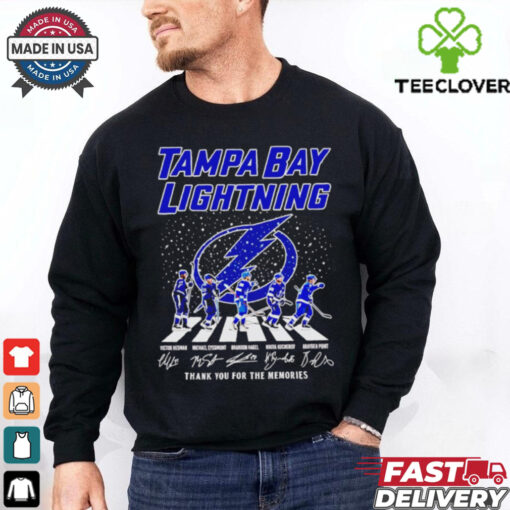 Tampa Bay Lightning players walk in snow thank you for the memories Christmas shirt