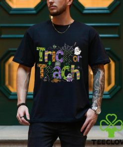 Teacher Halloween Shirt Trick Or Teach Doodle Letters Hoodie Classic