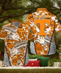 Tennessee Volunteers Fishing Short Sleeve Button Up Tropical Hawaiian Shirt