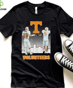 Tennessee Volunteers Peyton Manning And Hendon Hooker Knoxville Skyline Signatures Shirt 1 Tennessee Volunteers Peyton Manning And Hendon Hooker Knoxville Skyline Signatures Shirt
