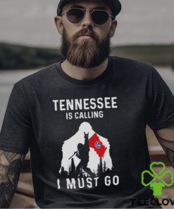 Tennessee is calling I must go Bigfoot flag hoodie, sweater, longsleeve, shirt v-neck, t-shirt