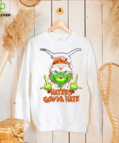 Texas Longhorns Grinch middle finger haters gonna hate shirt 3 Texas Longhorns Grinch middle finger haters gonna hate shirt