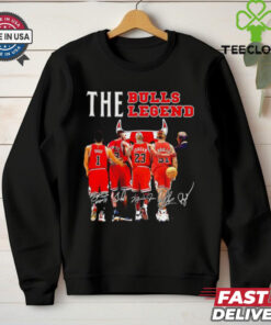The Chicago Bulls legend signature behind shirt