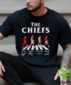 The Chiefs Abbey Road Andy Reid Travis Kelce Patrick Mahomes signatures hoodie, sweater, longsleeve, shirt v-neck, t-shirt