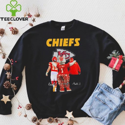 The Chiefs Kc Wolf Patrick Mahomes II And Andy Reid Signatures Shirt