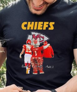 The Chiefs Kc Wolf Patrick Mahomes II And Andy Reid Signatures Shirt