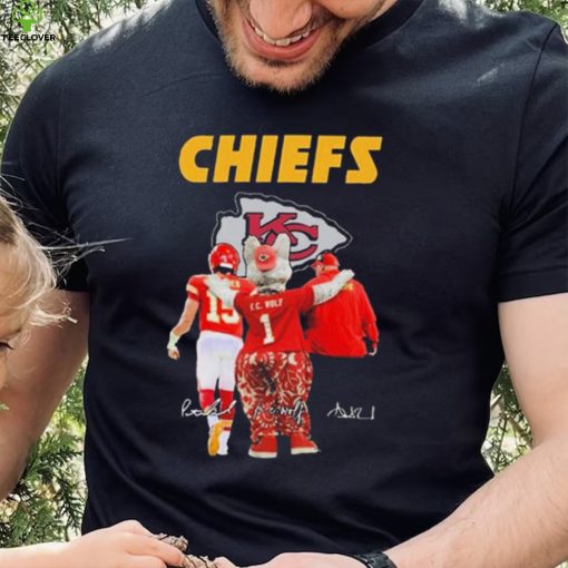 The Chiefs Kc Wolf Patrick Mahomes II And Andy Reid Signatures Shirt