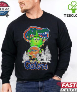 The Grinch Hug Florida Gators Helmet Christmas Shirt