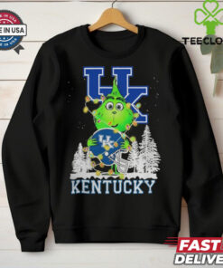 The Grinch Hug Kentucky Wildcats Helmet Christmas Shirt