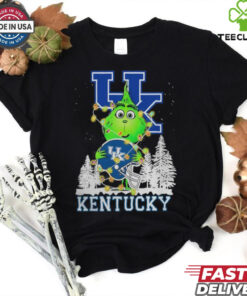 The Grinch Hug Kentucky Wildcats Helmet Christmas Shirt