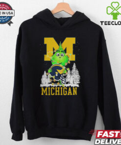 The Grinch Hug Michigan Wolverines Helmet Christmas Shirt