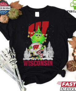 The Grinch Hug Ohio Wisconsin Badgers Helmet Christmas Shirt
