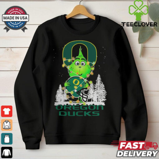 The Grinch Hug Oregon Ducks Helmet Christmas Shirt