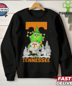 The Grinch Hug Tennessee Volunteers Helmet Christmas Shirt