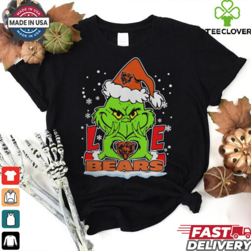 The Grinch Love Heart 2024 Chicago Bears Football Christmas Shirt