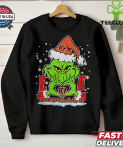 The Grinch Love Heart 2024 Cincinnati Bengals Football Christmas Shirt