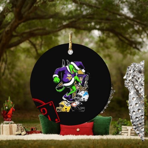 The Grinch Minnesota Vikings Stomp On NFL Teams Christmas Ornament