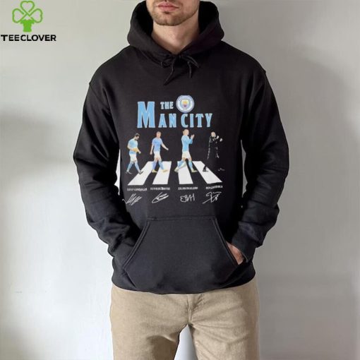 The Manchester City Gundogan Bruyne Haaland and Guardiola Abbey road signatures hoodie, sweater, longsleeve, shirt v-neck, t-shirt