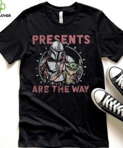 The Mandalorian Holiday Presents are the Way t hoodie, sweater, longsleeve, shirt v-neck, t-shirt