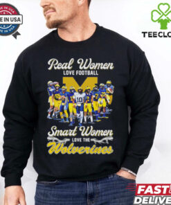 The Michigan Wolverines fan real women love football signatures shirt