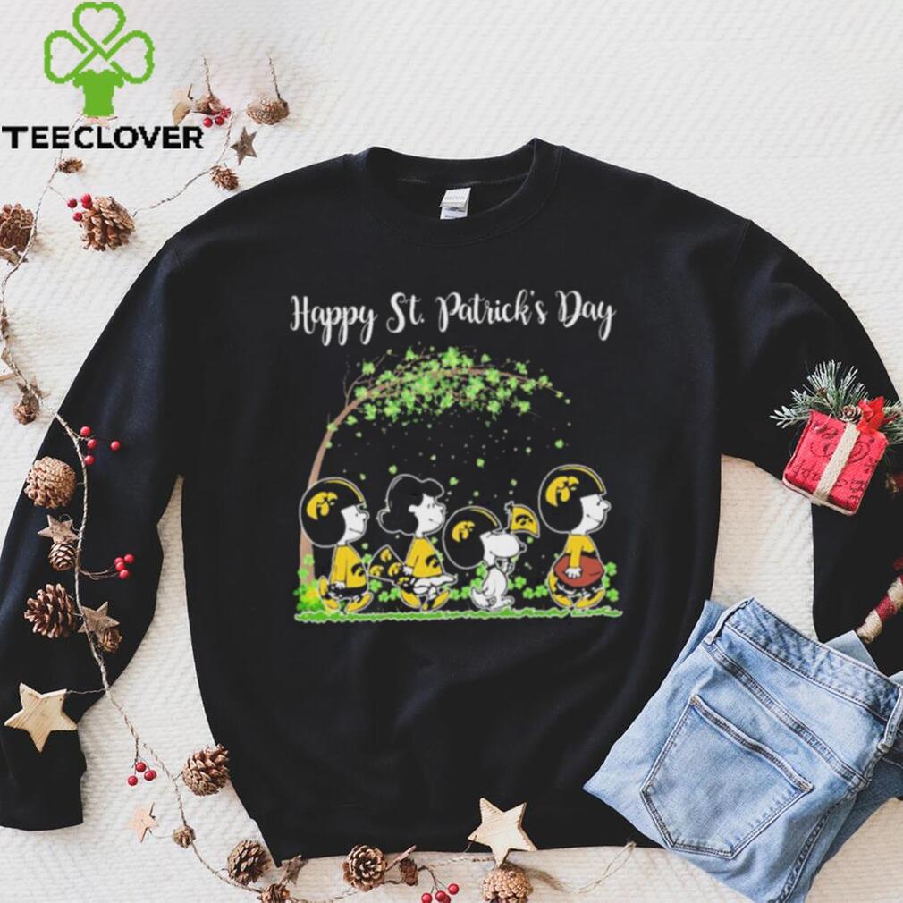 The Peanuts Characters Iowa Hawkeyes Happy St. Patrick’s Day Shirt The Peanuts Characters Iowa Hawkeyes Happy St. Patrick’s Day Shirt