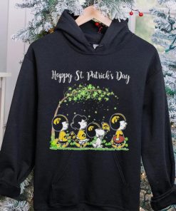 The Peanuts Characters Iowa Hawkeyes Happy St. Patrick’s Day Shirt 6 The Peanuts Characters Iowa Hawkeyes Happy St. Patrick’s Day Shirt